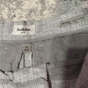 Goodfellow & Co Grey Patterned Shorts